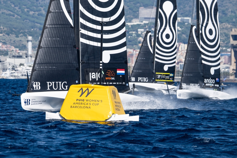 THE SWEDISH WOMEN LEAD THE GUEST TEAMS WHILE SAIL TEAM BCN QUALIFIES FOR THE SEMIFINALS OF THE PUIG WOMEN’S AMERICA’S CUP – BOATS